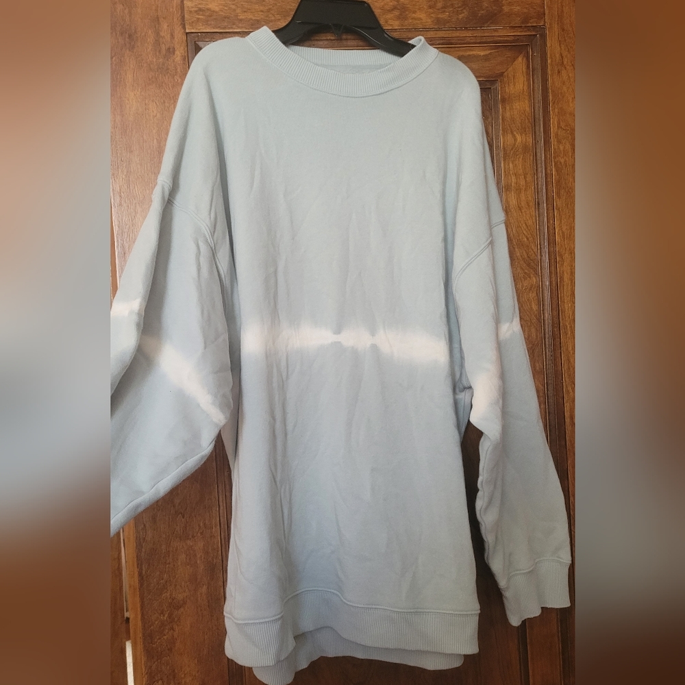 American Eagle Oversized Comfy Crewneck Dusty Blue Color